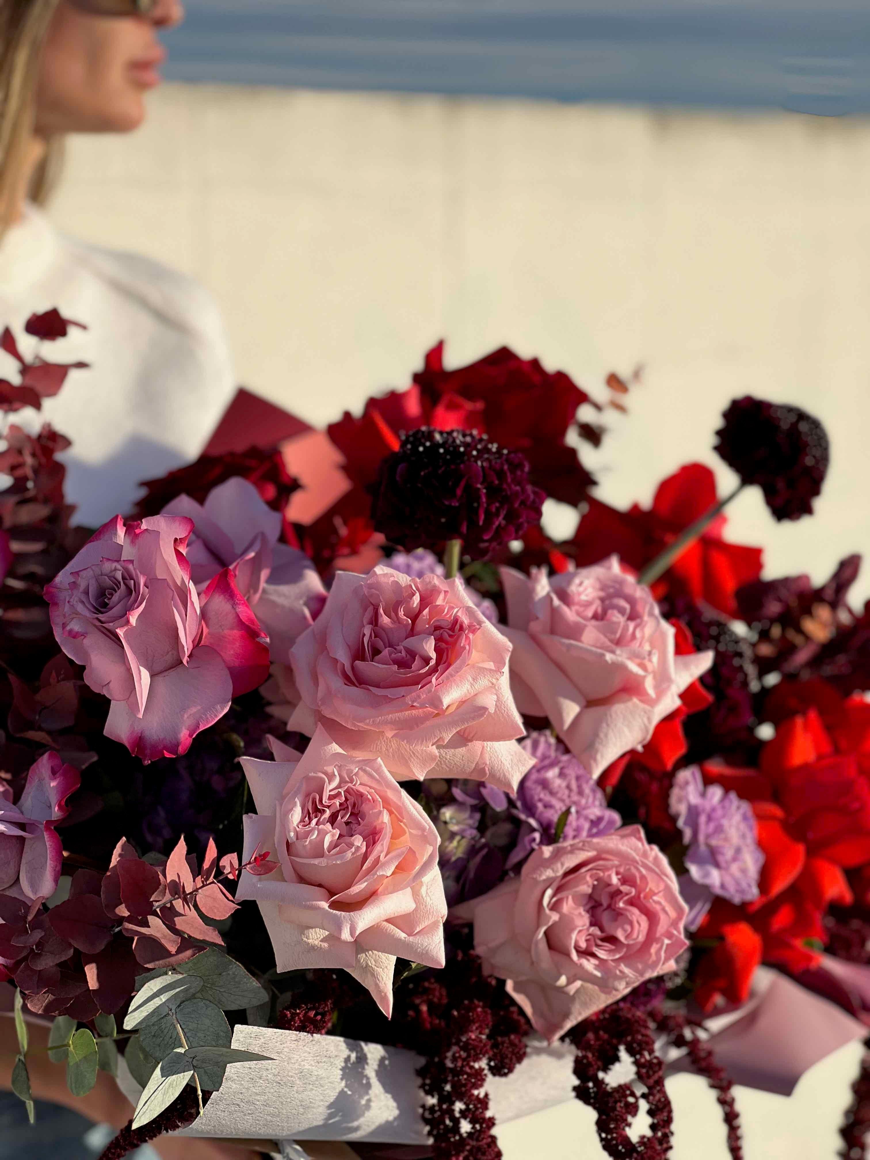 Order Big bouquet of Flowers with Same-Day Delivery in LA