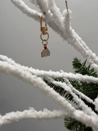 Christmas bunch with white amaryllis and ilex