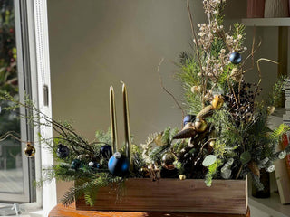 blue-and-gold-christmas-arrangement-in-a-wooden-box-black-orchid-flowers-1 - Black Orchid Flowers