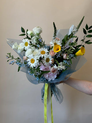 Daisy Delight - Black Orchid Flowers