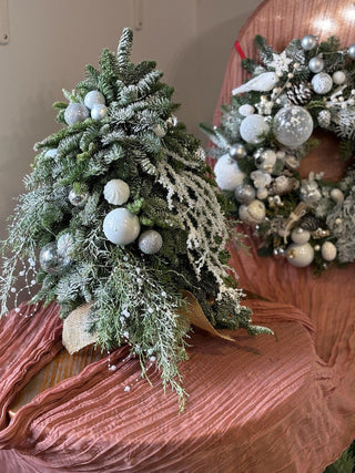 mini-christmas-tree-with-white-ornament-and-lights-black-orchid-flowers-2 - Black Orchid Flowers