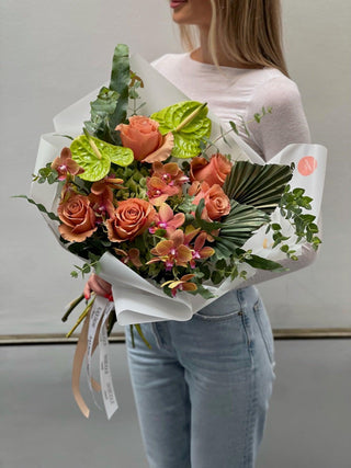 Big Bouquet Of Pink Roses