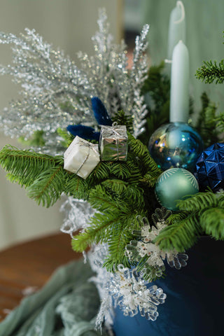 christmas-arrangement-in-blue-vase-with-blue-ornament-black-orchid-flowers-3 - Black Orchid Flowers